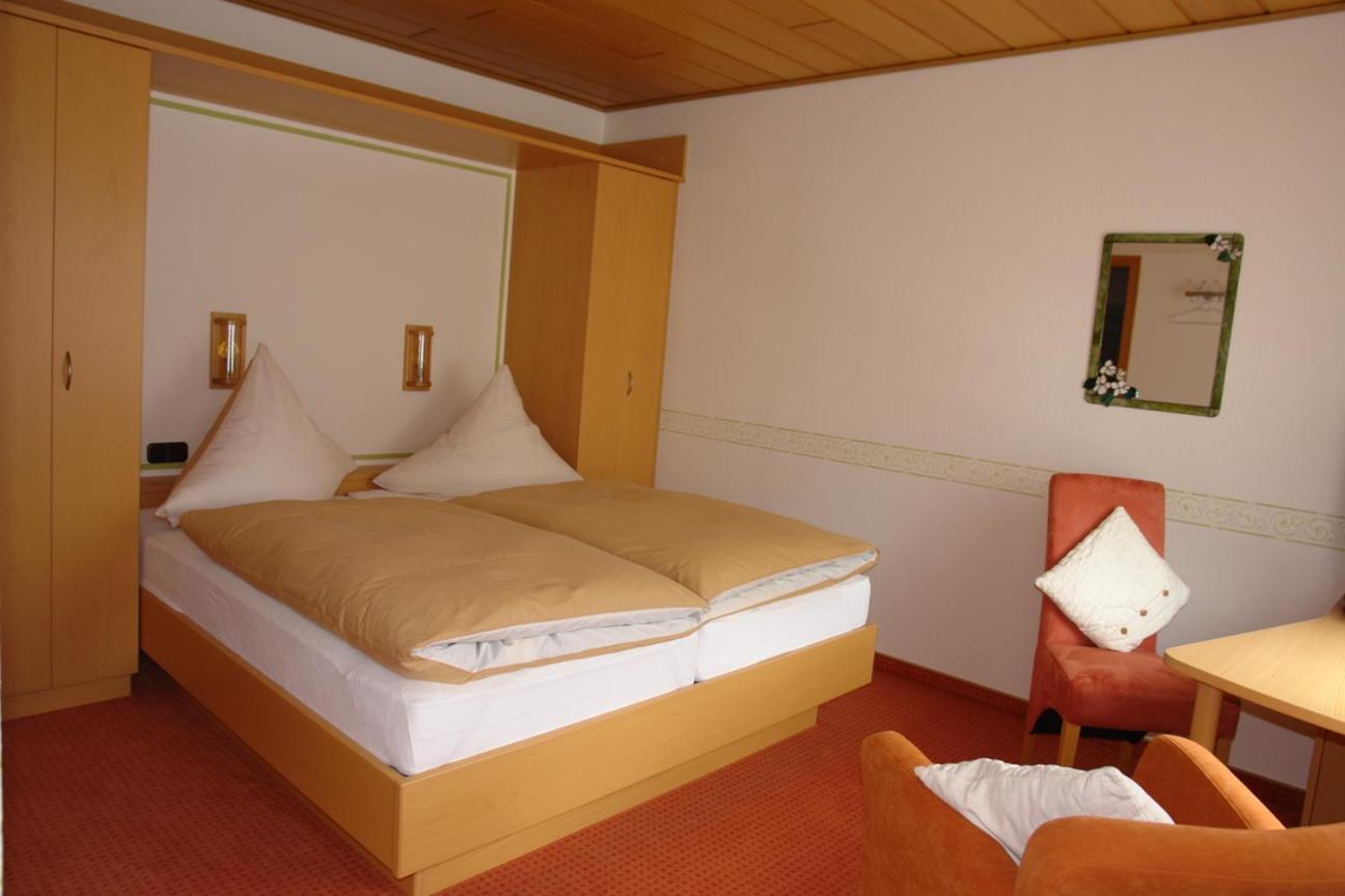 Haus Hesseberg Hotel Medebach Bagian luar foto