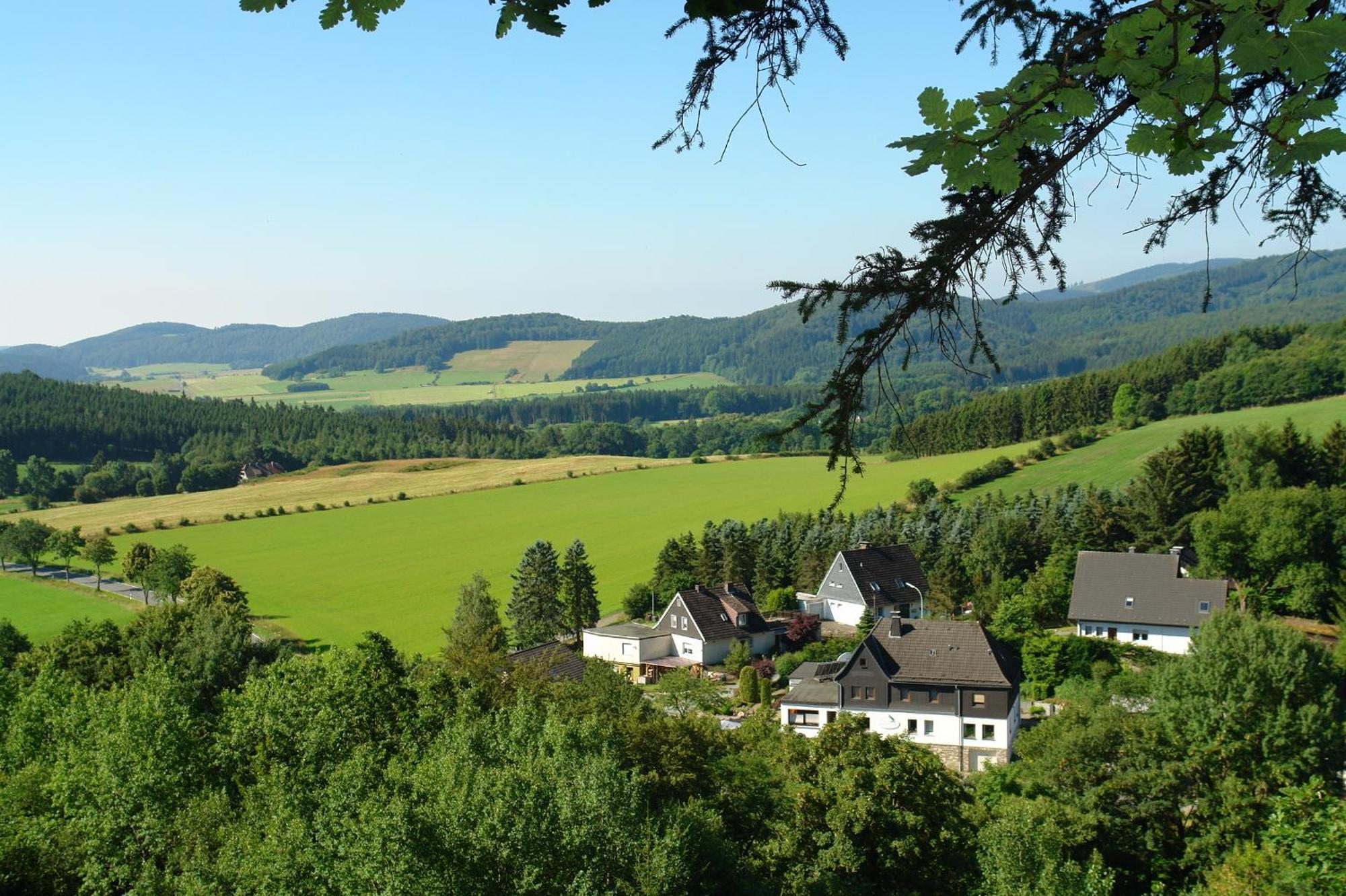 Haus Hesseberg Hotel Medebach Bagian luar foto